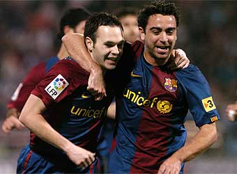 xavi-and-iniesta