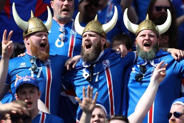 PAY-Iceland-fans-cheer-their-team